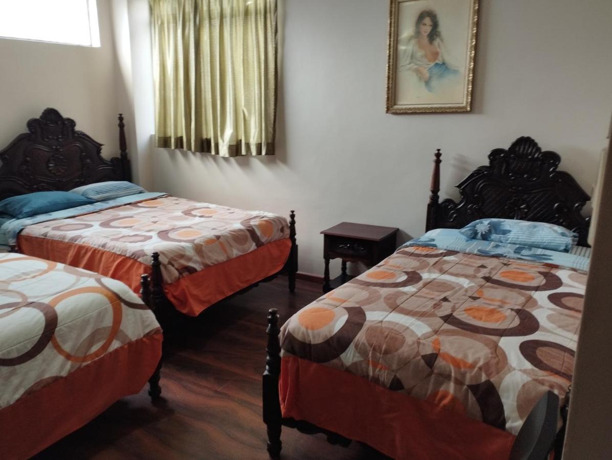 Hotel Saraguro Лоха Екстер'єр фото