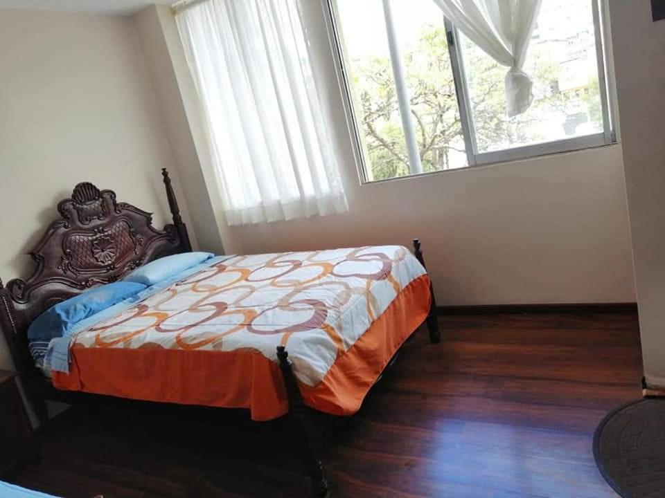 Hotel Saraguro Лоха Екстер'єр фото