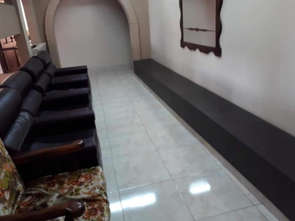 Hotel Saraguro Лоха Екстер'єр фото